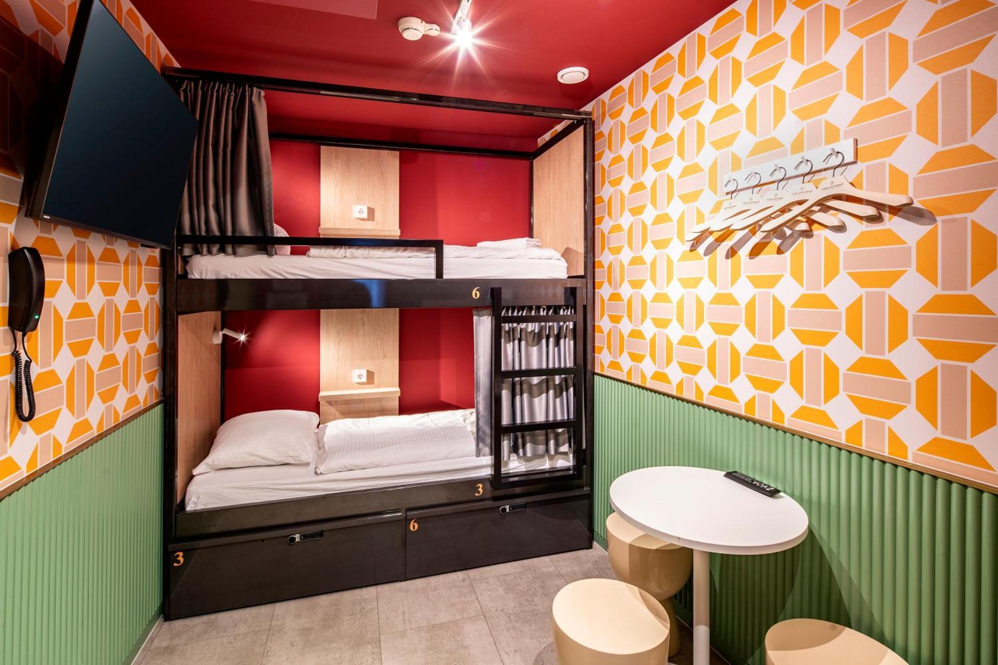 Tourist Inn Hotel أمستردام المظهر الخارجي الصورة