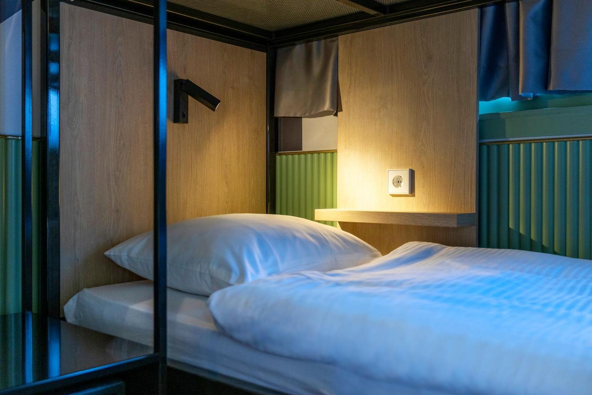 Tourist Inn Hotel أمستردام المظهر الخارجي الصورة