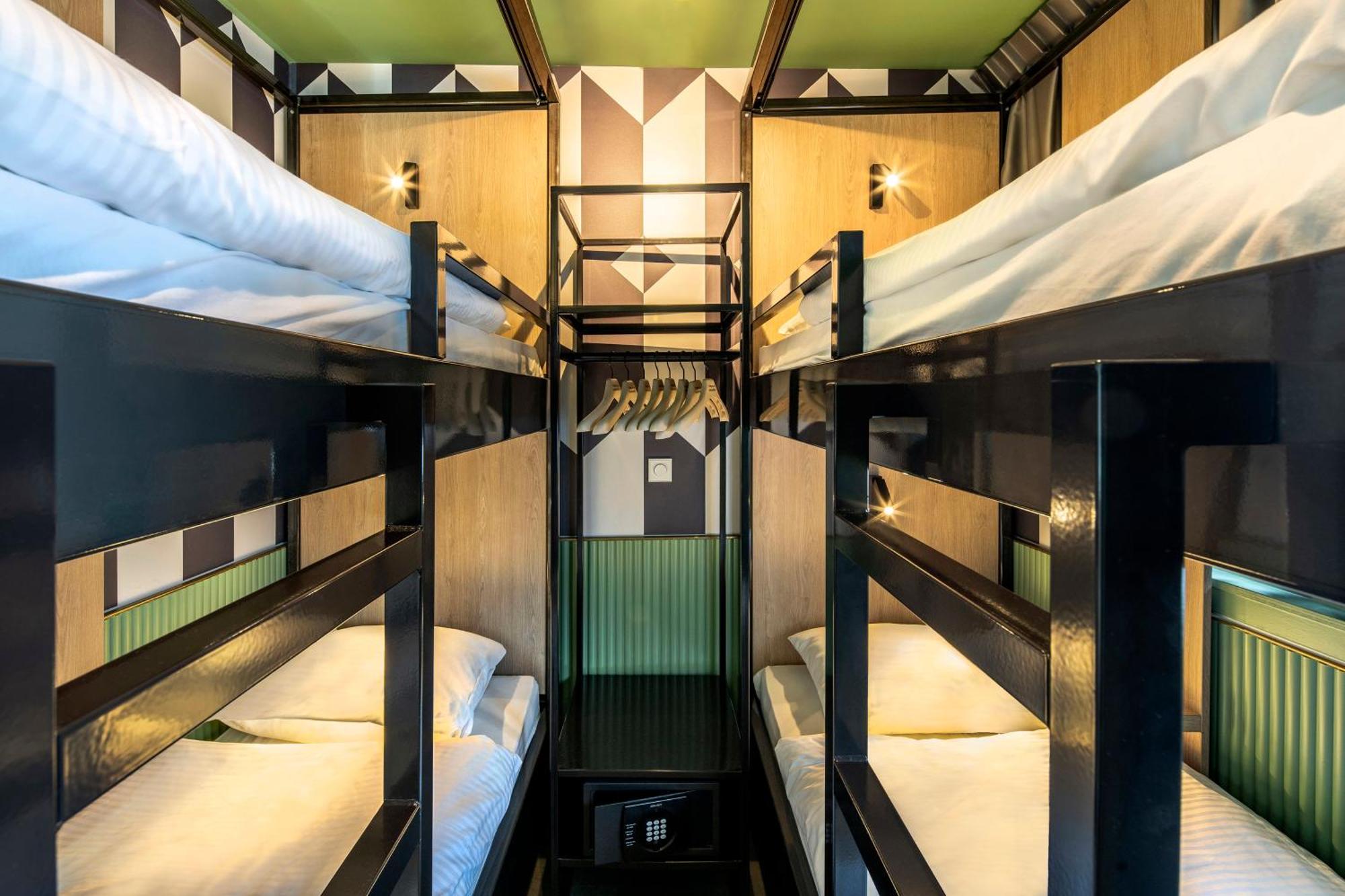 Tourist Inn Hotel أمستردام المظهر الخارجي الصورة