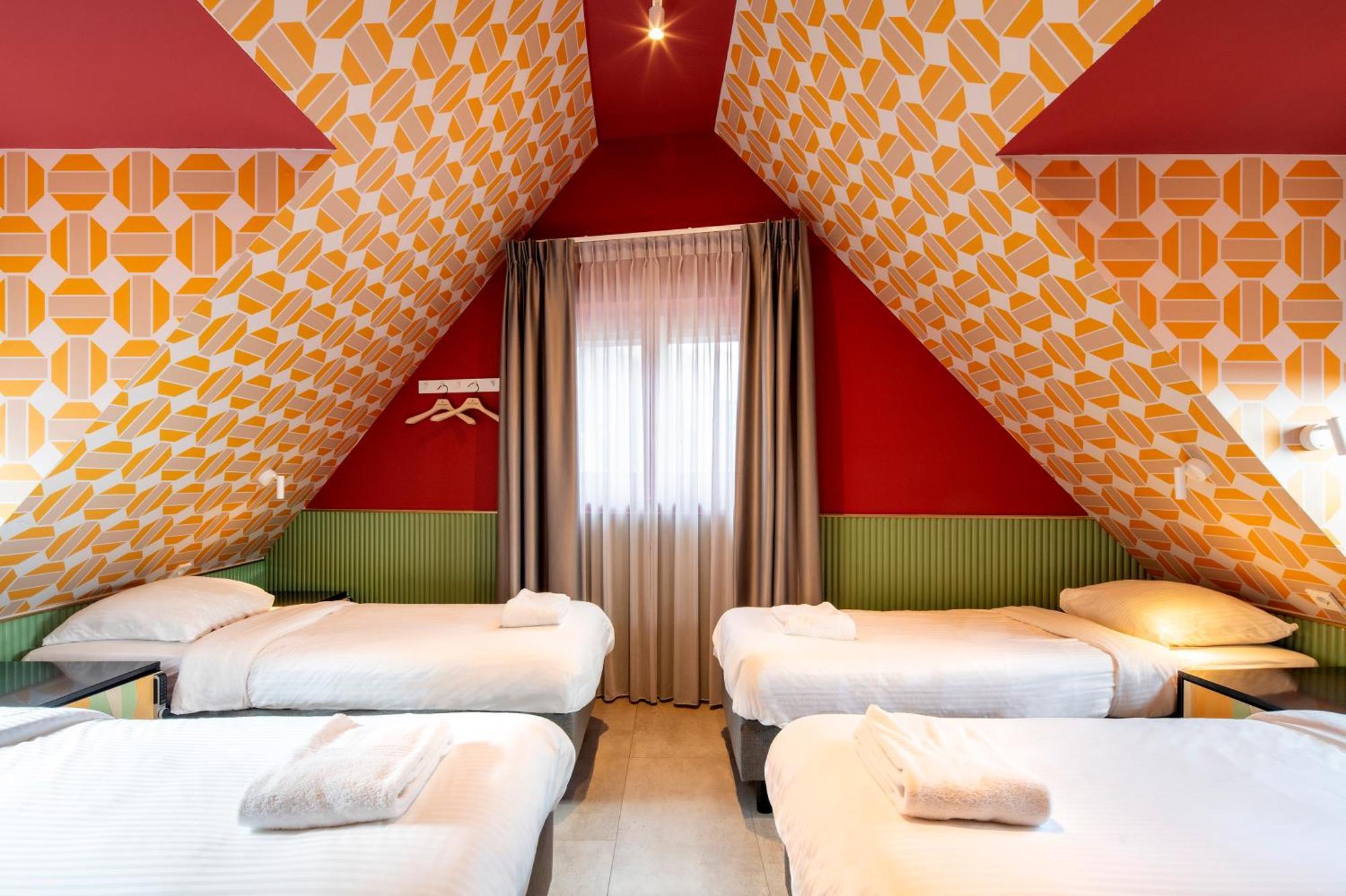 Tourist Inn Hotel أمستردام المظهر الخارجي الصورة