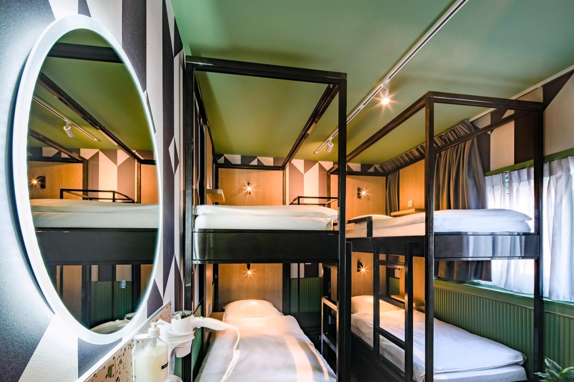 Tourist Inn Hotel أمستردام المظهر الخارجي الصورة